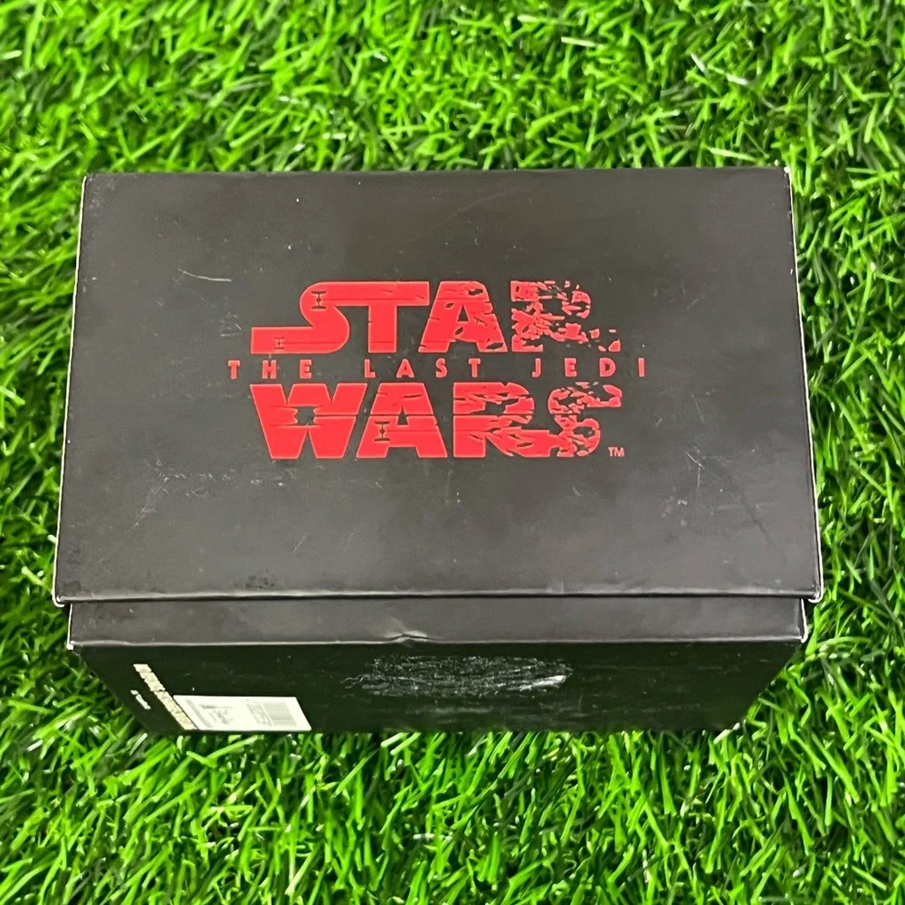 2017 Lot of two Star Wars The Last Jedi LIMITED EDITION Disney Magicbands OSFA